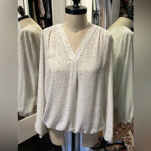 Chaus- Women’s Long Sleeve Blouse, White w/Black Accent, Size Medium